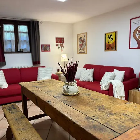 Abri Des Cimes, Dormire Tra Pietra E Legno Cir 0124 Апартаменты Камполук