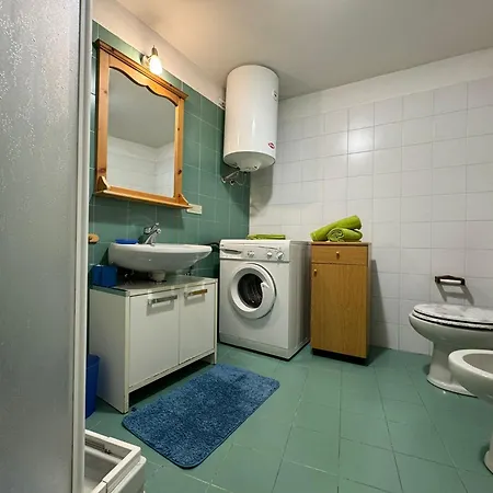 Apartamento Abri Des Cimes, Dormire Tra Pietra E Legno Cir 0124 Champoluc